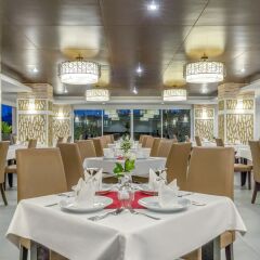 Отель Chanalai Hillside Resort, Karon Beach питание