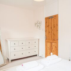 Отель Bright 2 Bedroom Property With Balcony детские мероприятия фото 2