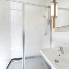 Отель ibis Leipzig Nord-Ost Германия, Тауха - отзывы, цены и фото номеров - забронировать отель ibis Leipzig Nord-Ost онлайн ванная