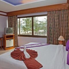 Grand Blue Hotel комната для гостей фото 2