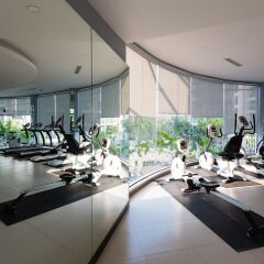 Отель Dusit Grand Park by GrandisVillas Паттайя фитнесс-зал