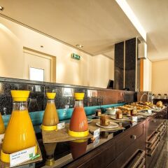 iu Hotel Benguela питание