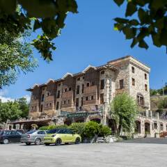 Hotel Infantado парковка
