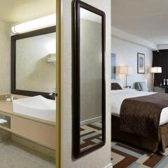 Отель Best Western Primrose Hotel Downtown Канада, Торонто - отзывы, цены и фото номеров - забронировать отель Best Western Primrose Hotel Downtown онлайн спа