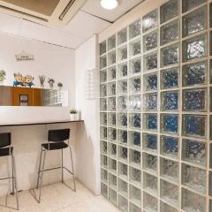 Хостел ARC House Барселона гостиничный бар
