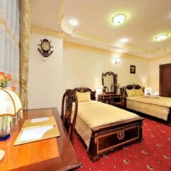 New Pacific Hotel сейф в номере