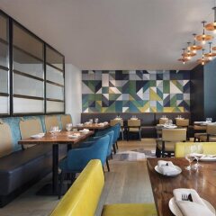 JW Marriott Hotel Singapore South Beach гостиничный бар