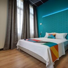 Отель COLORS Central Ladadika комната для гостей фото 5