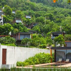 Отель The Naka Phuket парковка
