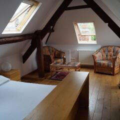 Отель The Captaincy Guesthouse Brussels Бельгия, Брюссель - отзывы, цены и фото номеров - забронировать отель The Captaincy Guesthouse Brussels онлайн комната для гостей фото 4