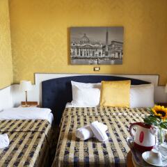 Отель iH Hotels Piazza di Spagna View - Luxury Guest House Италия, Рим - отзывы, цены и фото номеров - забронировать отель iH Hotels Piazza di Spagna View - Luxury Guest House онлайн удобства в номере фото 2