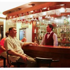 Отель Rex Hotel Вьетнам, Вунгтау - отзывы, цены и фото номеров - забронировать отель Rex Hotel онлайн гостиничный бар