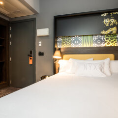 Отель NYX Hotel Madrid by Leonardo Hotels Испания, Мадрид - 2 отзыва об отеле, цены и фото номеров - забронировать отель NYX Hotel Madrid by Leonardo Hotels онлайн комната для гостей фото 2