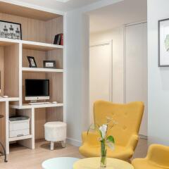Отель Citadines Maine Montparnasse Париж комната для гостей