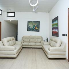 OYO 738 Hotel Green Castle комната для гостей