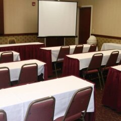 Отель Hampton Inn Columbus I-70E/Hamilton Road фото 2