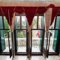 Отель Ca' Vendramin Zago Италия, Венеция - 10 отзывов об отеле, цены и фото номеров - забронировать отель Ca' Vendramin Zago онлайн балкон