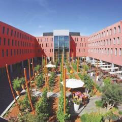 Отель Radisson Blu Hotel Toulouse Airport Франция, Бланьяк - 1 отзыв об отеле, цены и фото номеров - забронировать отель Radisson Blu Hotel Toulouse Airport онлайн