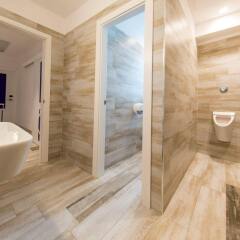 Отель Hostal Tarba ванная