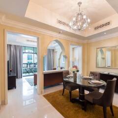 Отель Maison Privee - Burj Khalifa Community интерьер отеля