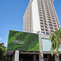 Отель Waikiki Beachcomber by Outrigger с домашними животными
