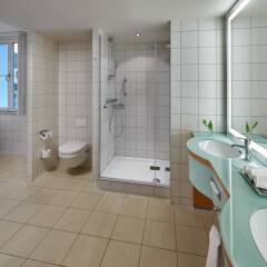 Отель Hilton Cologne ванная фото 5