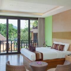 Отель Phi Phi Long Beach Resort & Villa комната для гостей фото 4