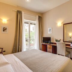Hotel King комната для гостей