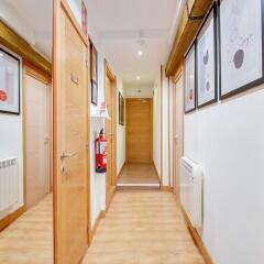 Отель Hospedaje Irune Сан-Себастьян интерьер отеля
