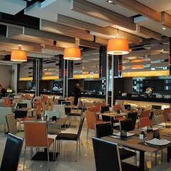 Mida Hotel Ngamwongwan питание фото 3
