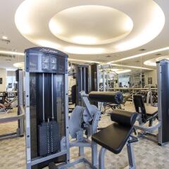 The Narathiwas Hotel & Residence Sathorn Bangkok фитнесс-зал
