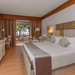 Отель Best Western Premier Bangtao Beach Resort And Spa 4* Номер Делюкс фото 2