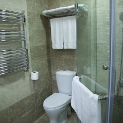 Отель Hin Yerevantsi Армения, Ереван - отзывы, цены и фото номеров - забронировать отель Hin Yerevantsi онлайн ванная фото 4