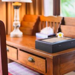Отель Royal Lanta Resort & Spa интерьер отеля