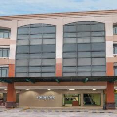 Отель Orion Hotel Филиппины, Манила - 1 отзыв об отеле, цены и фото номеров - забронировать отель Orion Hotel онлайн вид на фасад