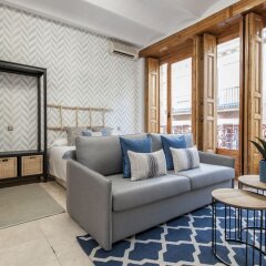 Отель Apartamento Plaza Santa Ana I Мадрид комната для гостей фото 3