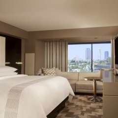 Отель Beverly Hills Marriott США, Лос-Анджелес - отзывы, цены и фото номеров - забронировать отель Beverly Hills Marriott онлайн комната для гостей фото 4