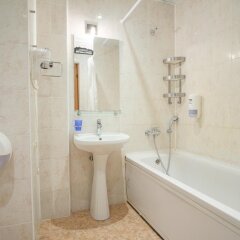 Райдерс Лодж (Riders Lodge Hotel) ванная