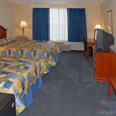Quality Inn in Foristell, United States of America from 112$, photos, reviews - zenhotels.com guestroom