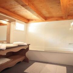 Отель Park & Suites Village Lugrin сауна