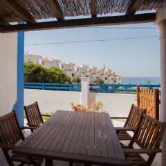 Ericeira Chill Hill Hostel & Private Rooms - Sea Food питание