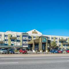 Отель Quality Inn & Suites Denver Stapleton парковка