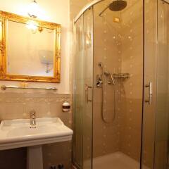 Апартаменты Casa De Fiori Apartments ванная