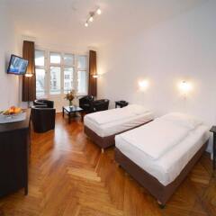 Апартаменты Old Town Apartments Greifswalder Strasse комната для гостей фото 5
