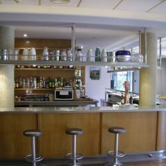 Hotel Flora Parc гостиничный бар