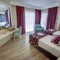 Azura Deluxe Resort & Spa Турция, Аланья - 1 отзыв об отеле, цены и фото номеров - забронировать отель Azura Deluxe Resort & Spa - All Inclusive онлайн комната для гостей фото 5