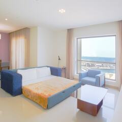 Ramada Hotel & Suites by Wyndham JBR Дубай фото 3