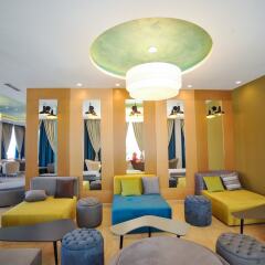 Отель Sandy Beach Resort интерьер отеля фото 2