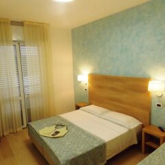 Hotel Ghirlandina Римини комната для гостей фото 2