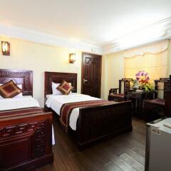 Little Hanoi Hostel 2 сейф в номере